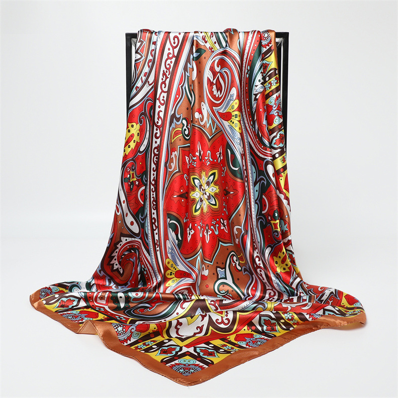 Silk Scarf Square - Pañuelo Cuadrado Grande Estampado de Moda