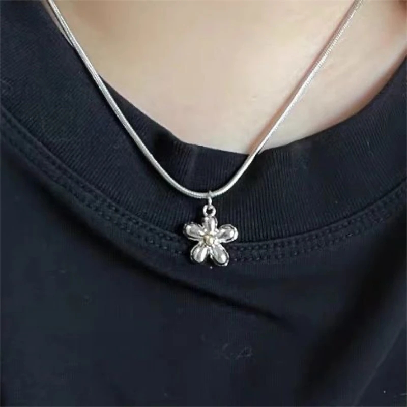 Collar de cadena de serpiente  - Women'S Emo Accessories reseña y precio
