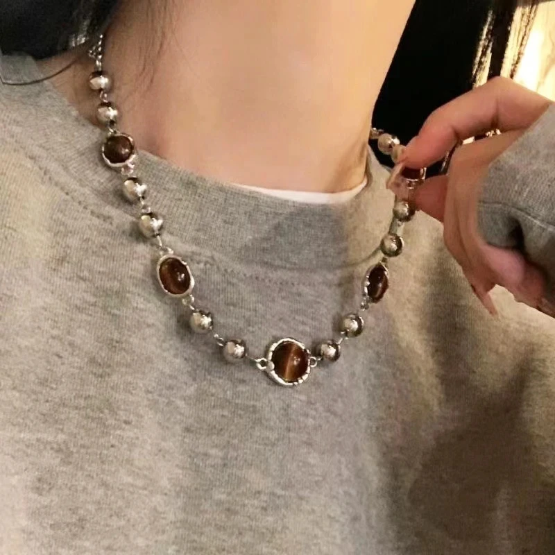 Cruz corazón piedra roja mano  - Women'S Emo Accessories reseña y precio