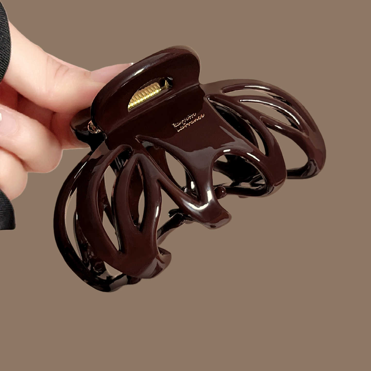 Pinza de Pelo Grande con Diseñ - Women'S Red Accessories reseña y precio