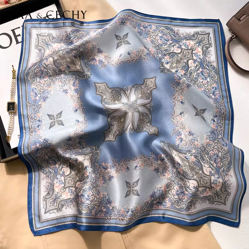 Pañuelo Cuadrado de Seda de Mo - Silk Scarf Square reseña y precio